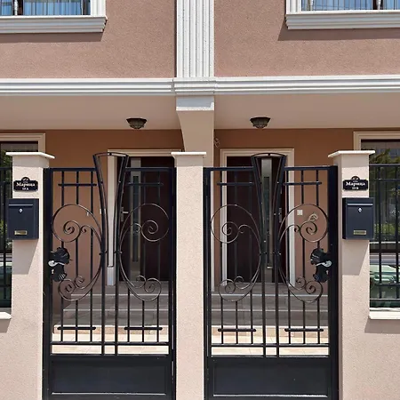 Bella Deluxe דירה